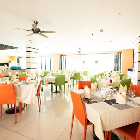 Vogue Pattaya Hotel Extérieur photo