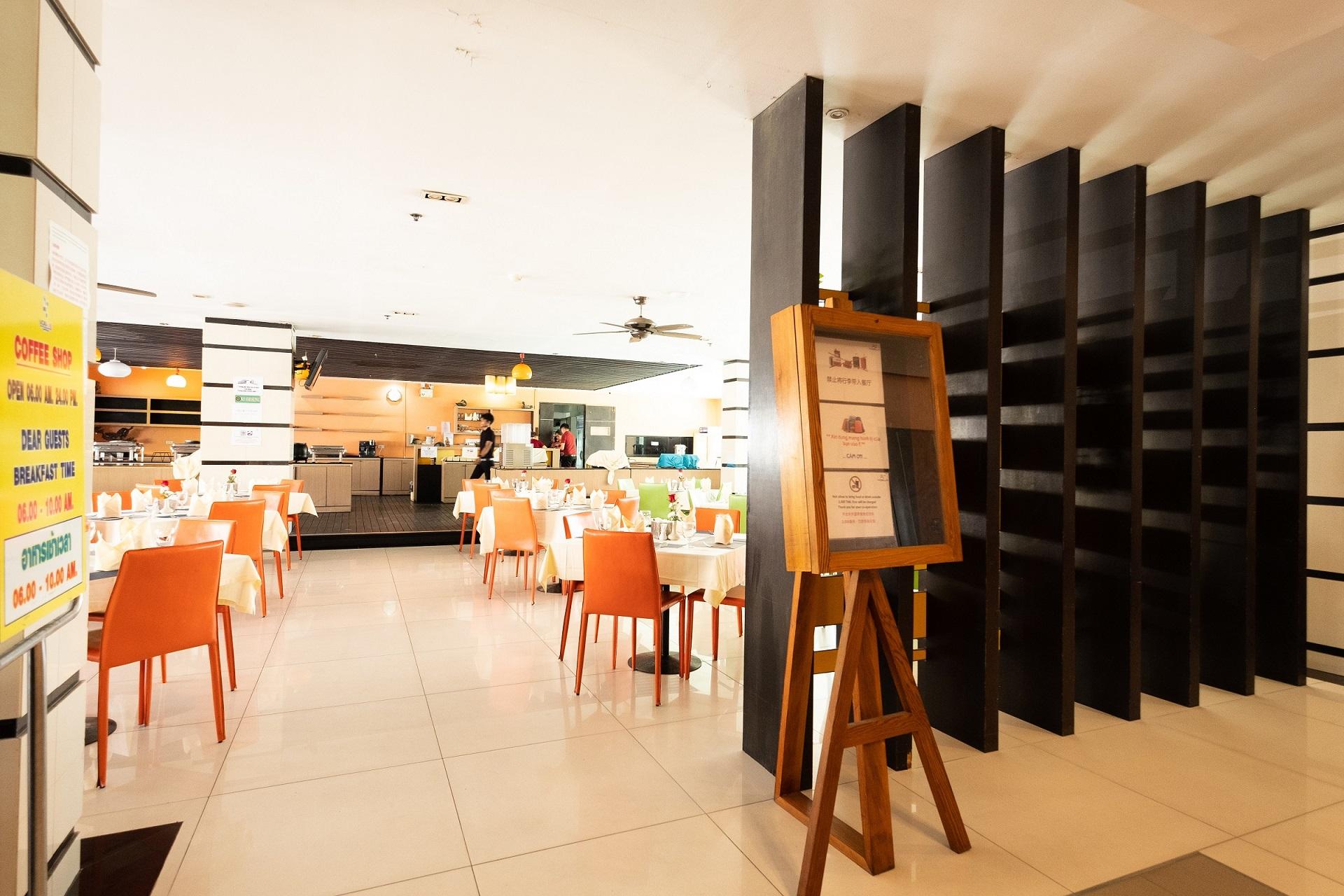 Vogue Pattaya Hotel Extérieur photo