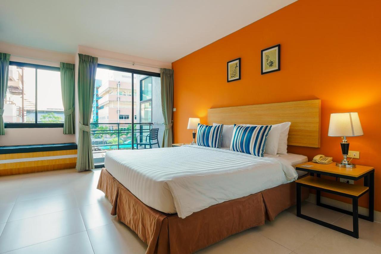 Vogue Pattaya Hotel Extérieur photo
