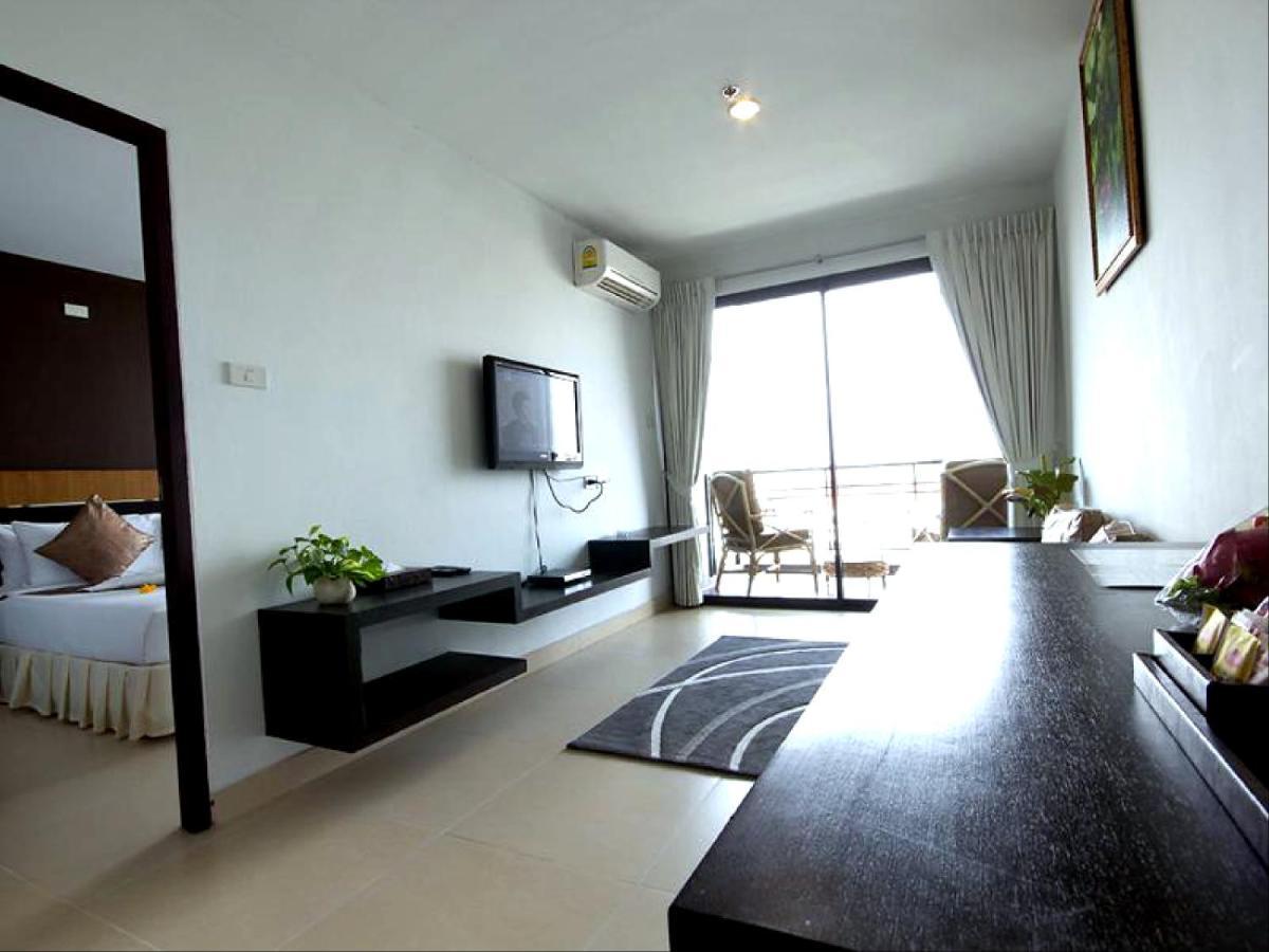 Vogue Pattaya Hotel Extérieur photo
